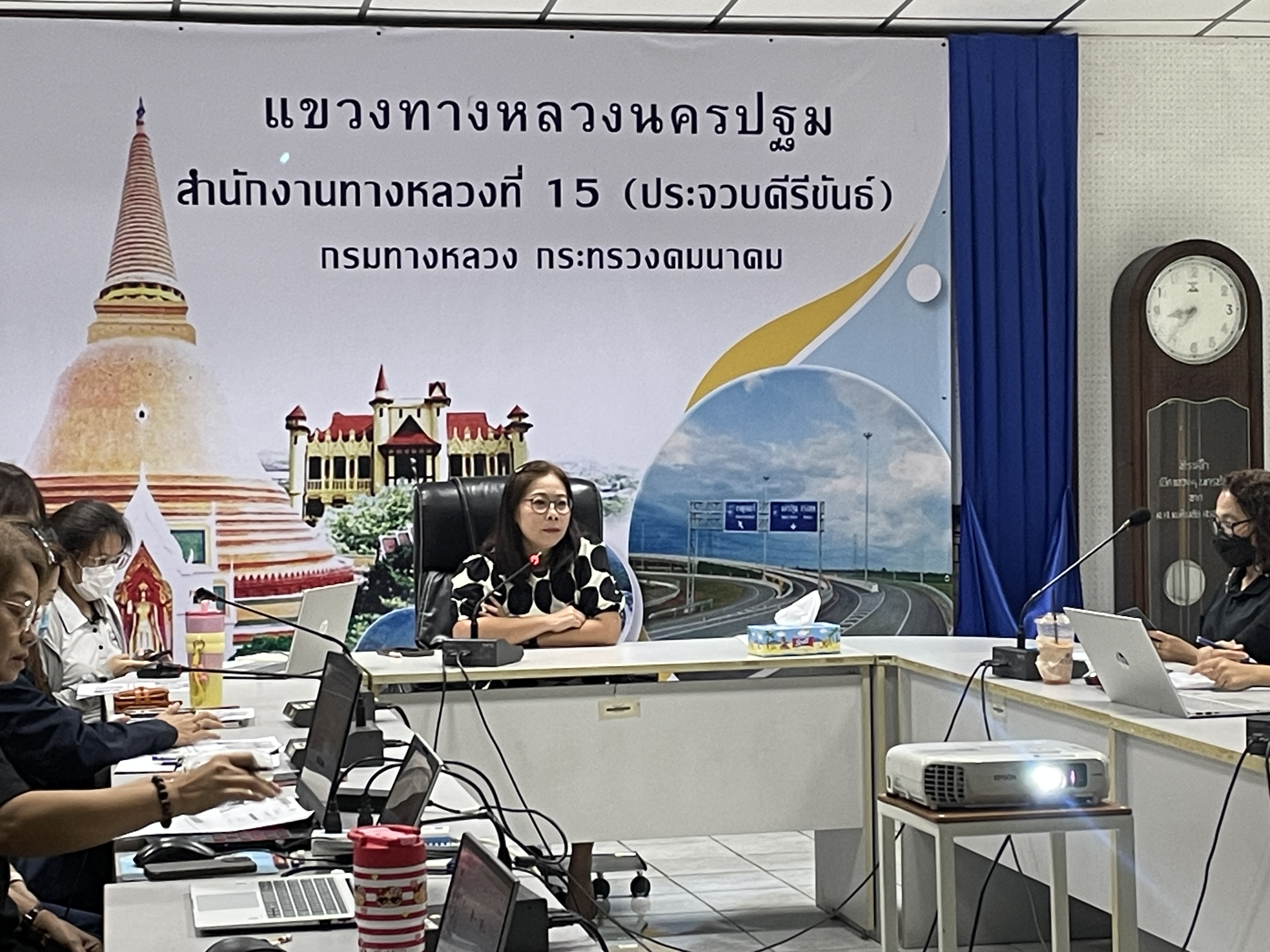 แลกเปลี่ยนเรียนรู้การใช้งานระบบสารบรรณอิเล็กทรอนิกส์ กรมทางหลวง